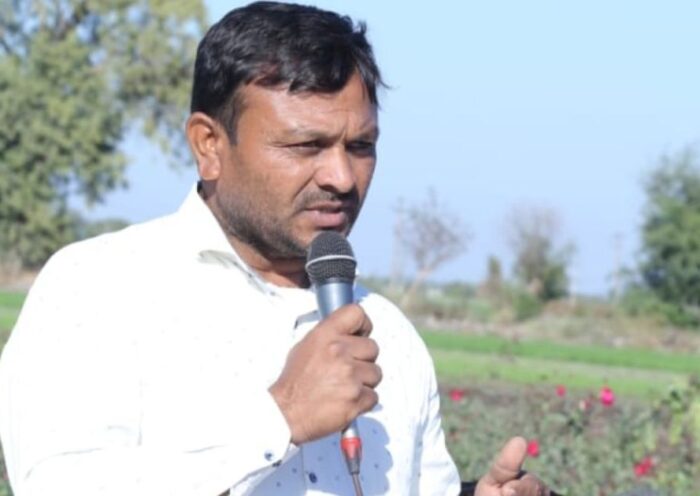 mahesh created history by farming organic flowers earning 50 lakh rupees annually